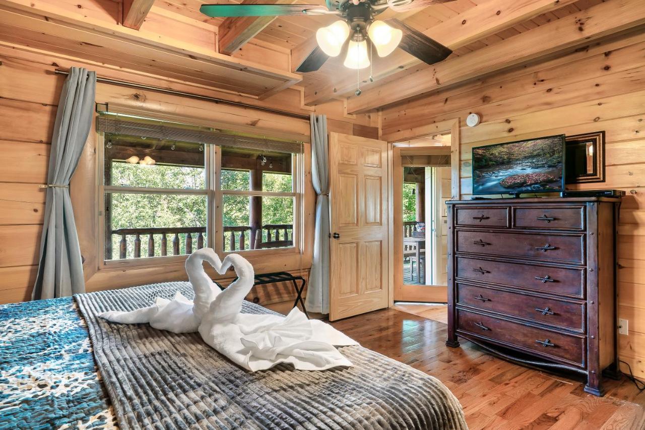 Summer Sale! Pool, Sauna, View, Hottub, Game Sevierville Extérieur photo