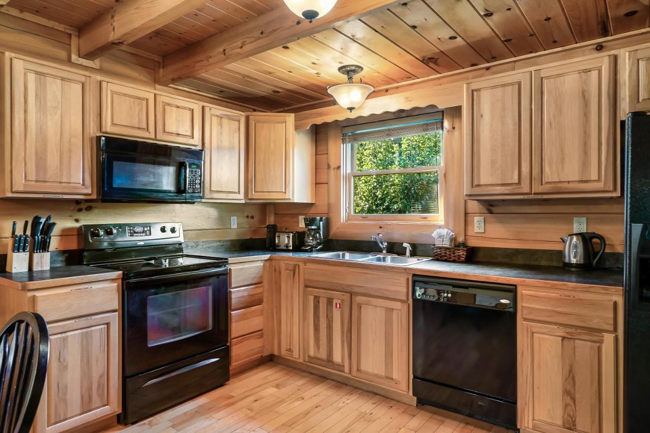 Summer Sale! Pool, Sauna, View, Hottub, Game Sevierville Extérieur photo