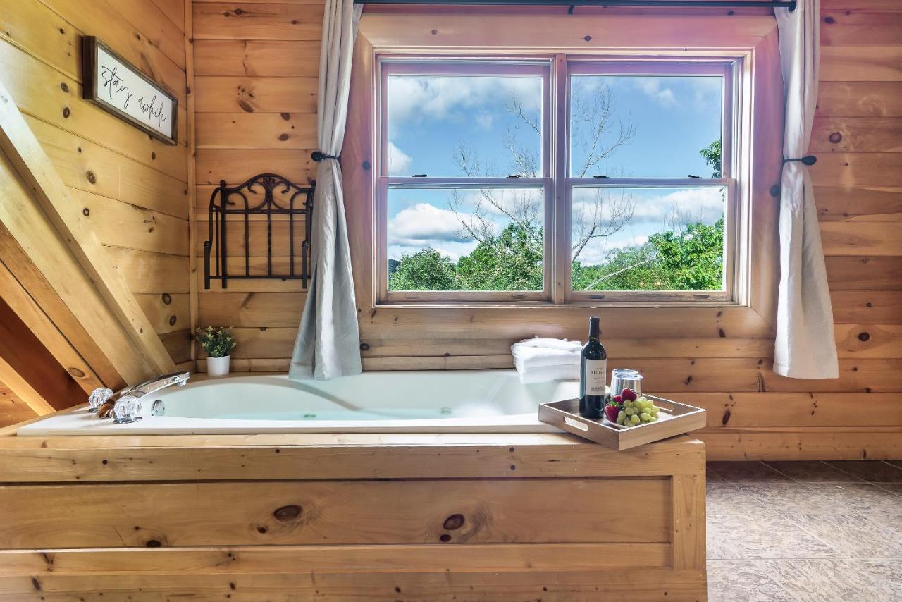 Summer Sale! Pool, Sauna, View, Hottub, Game Sevierville Extérieur photo