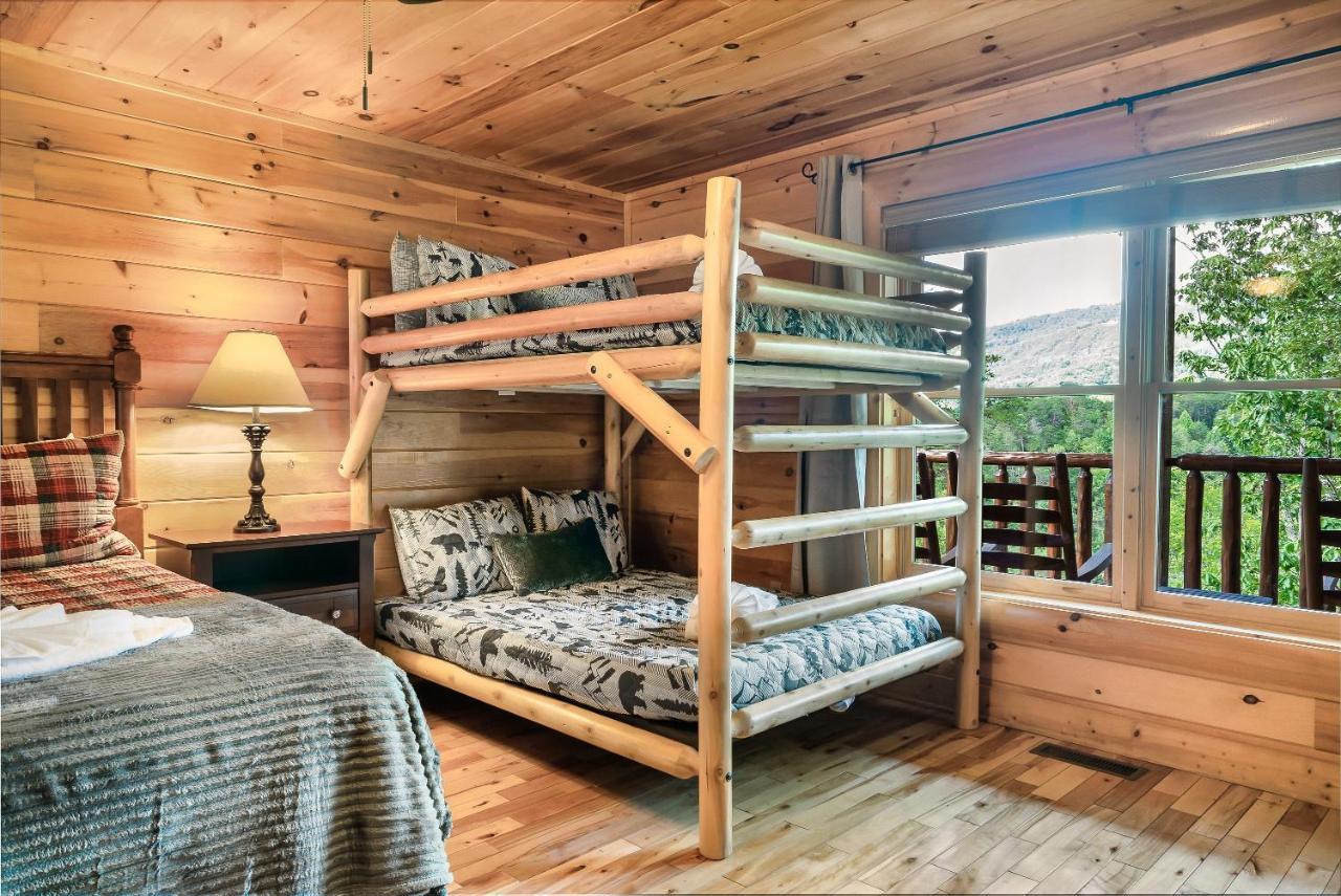 Summer Sale! Pool, Sauna, View, Hottub, Game Sevierville Extérieur photo