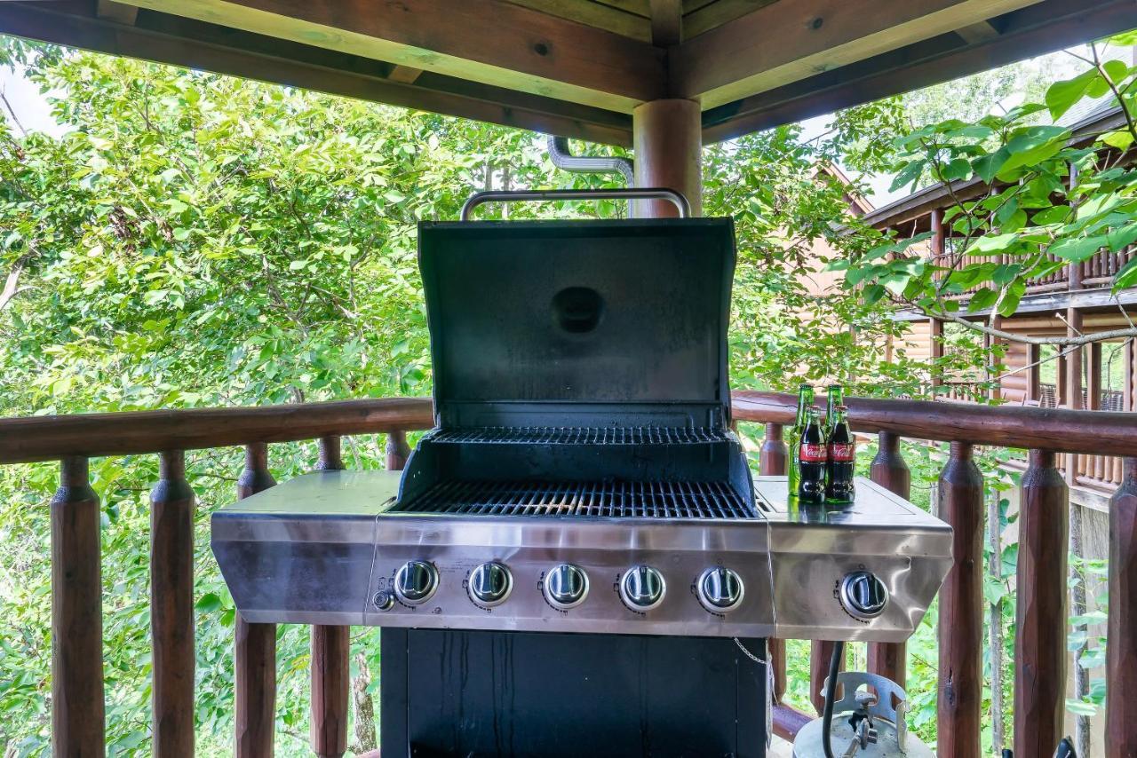 Summer Sale! Pool, Sauna, View, Hottub, Game Sevierville Extérieur photo