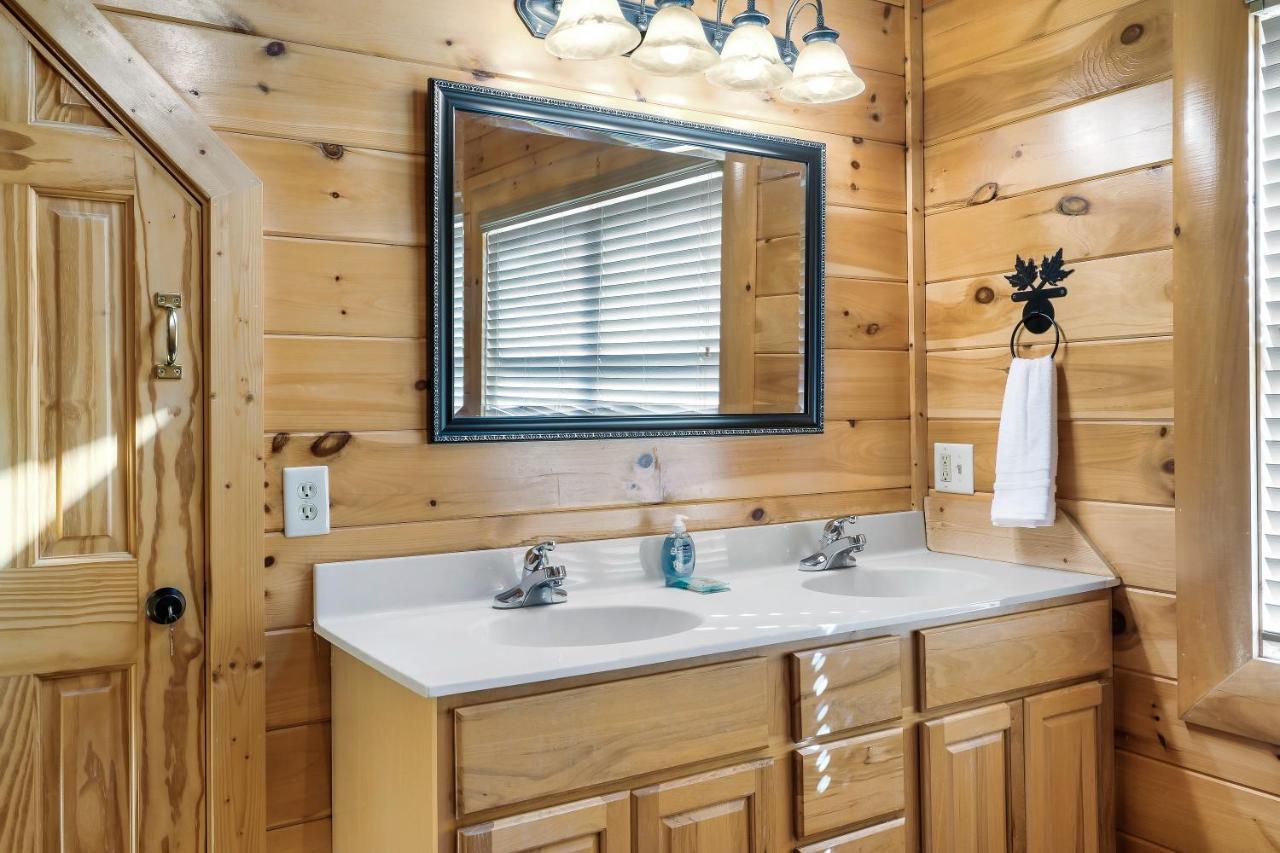 Summer Sale! Pool, Sauna, View, Hottub, Game Sevierville Extérieur photo