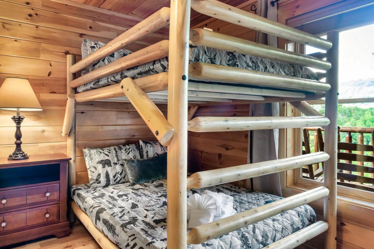 Summer Sale! Pool, Sauna, View, Hottub, Game Sevierville Extérieur photo
