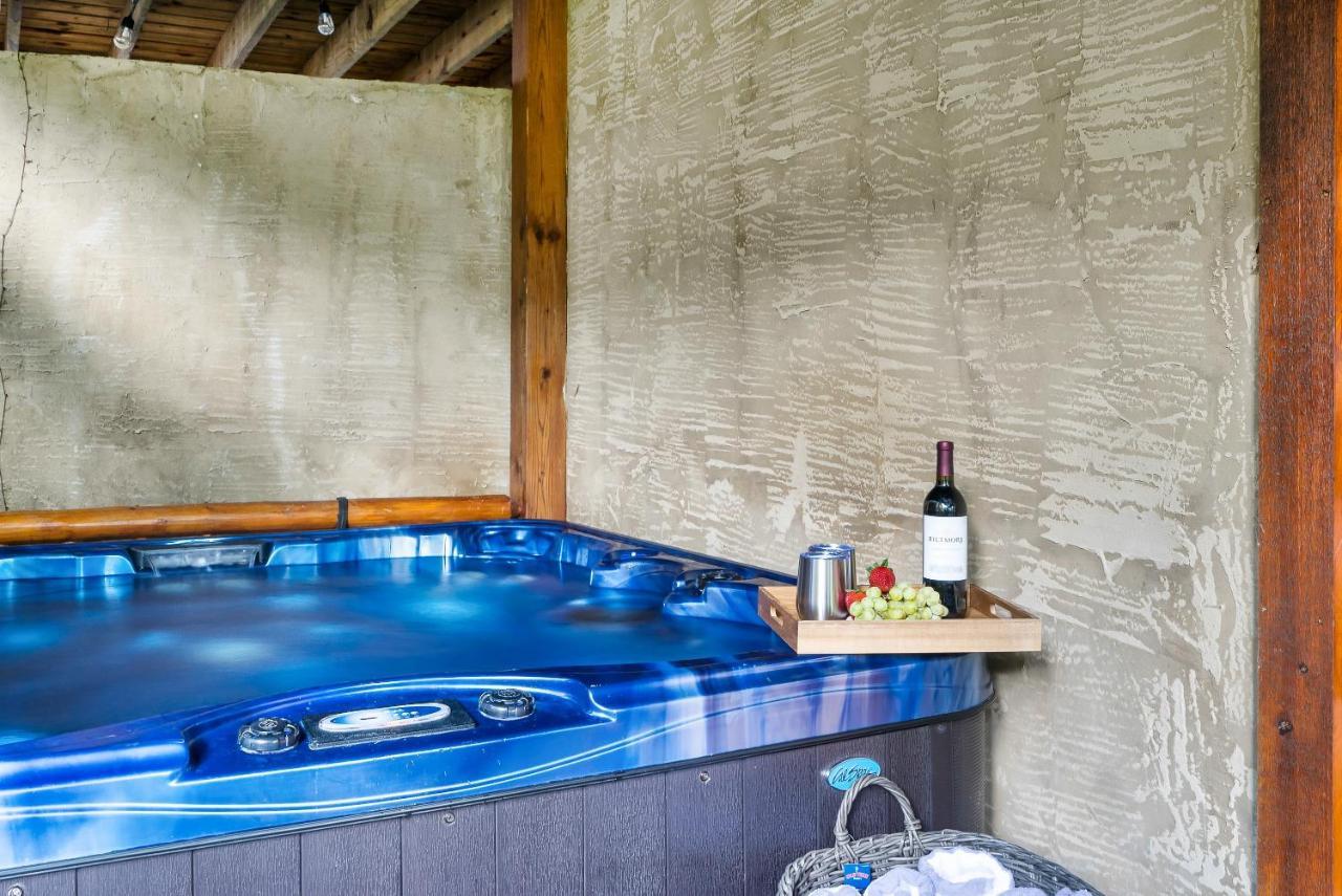 Summer Sale! Pool, Sauna, View, Hottub, Game Sevierville Extérieur photo