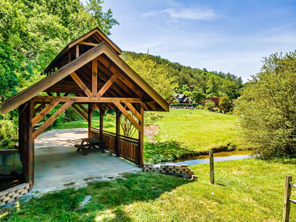 Summer Sale! Pool, Sauna, View, Hottub, Game Sevierville Extérieur photo